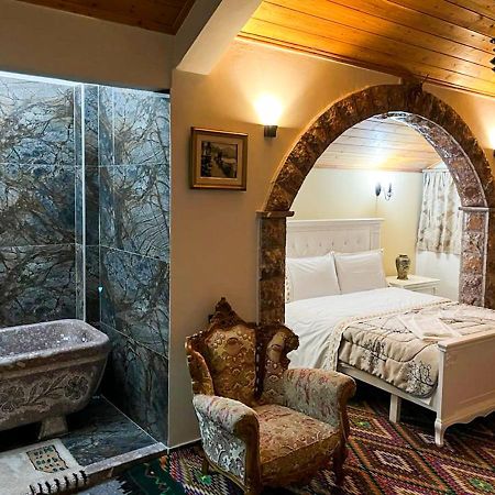 Villa Parku Rinia Korça Kültér fotó