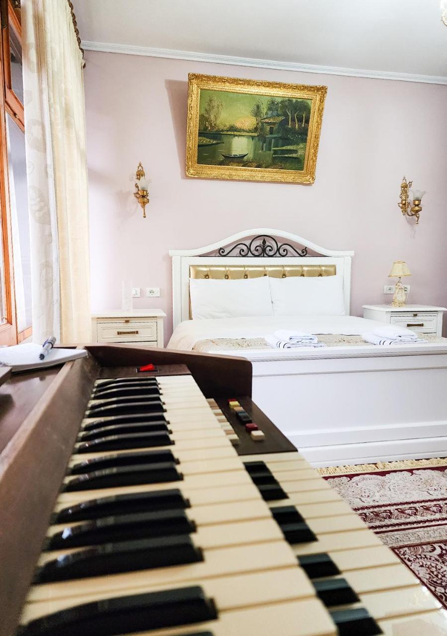 Villa Parku Rinia Korça Kültér fotó