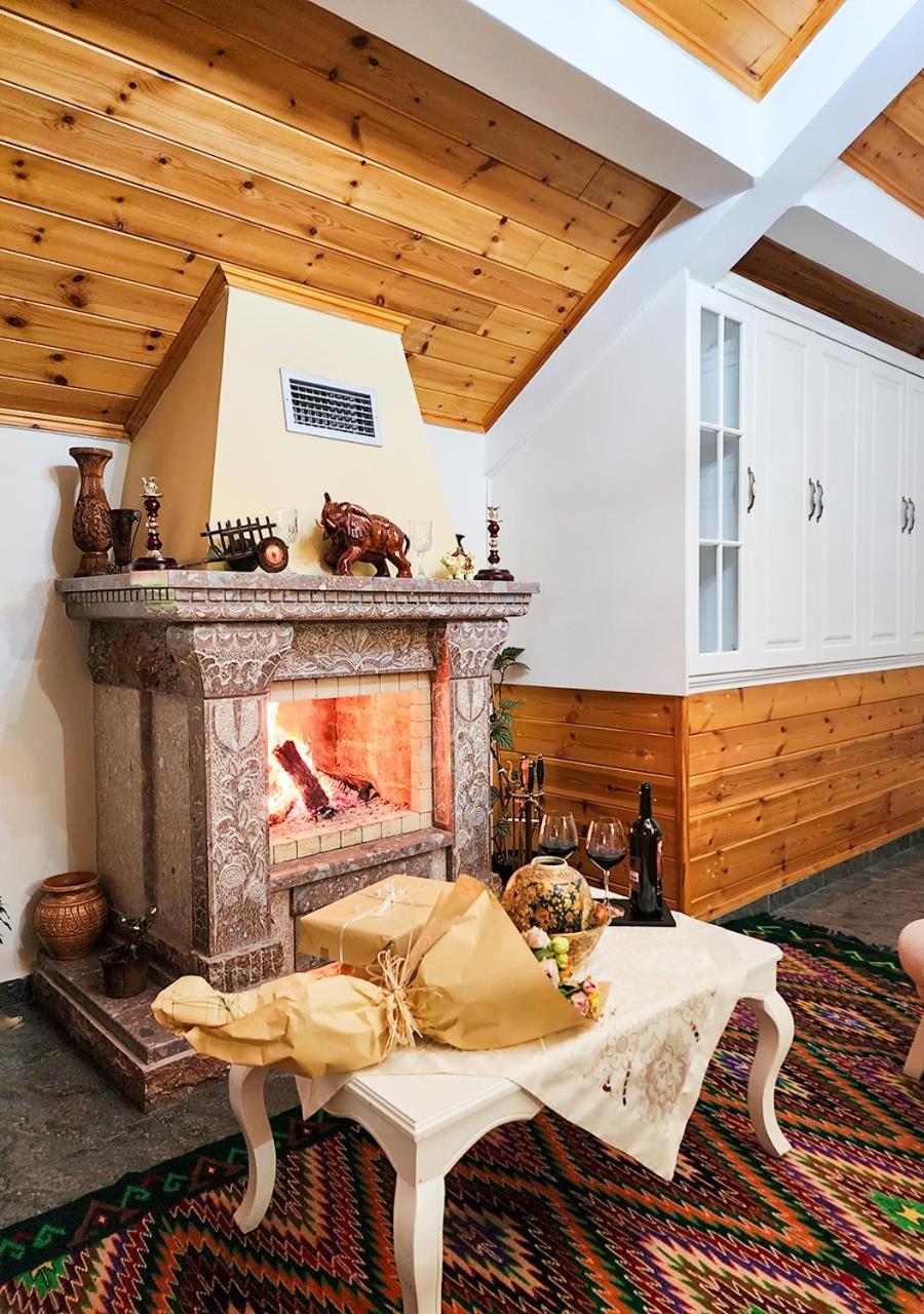 Villa Parku Rinia Korça Kültér fotó