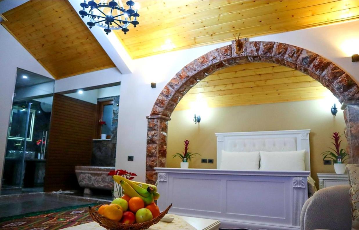 Villa Parku Rinia Korça Kültér fotó